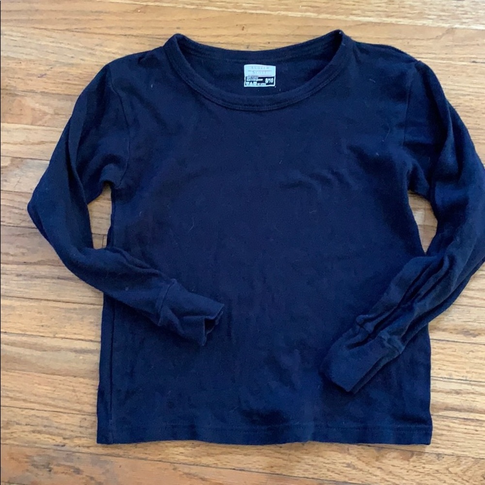Navy blue tee